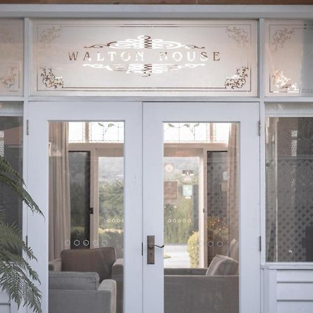 مبيت وإفطار هونفيل Walton House المظهر الخارجي الصورة