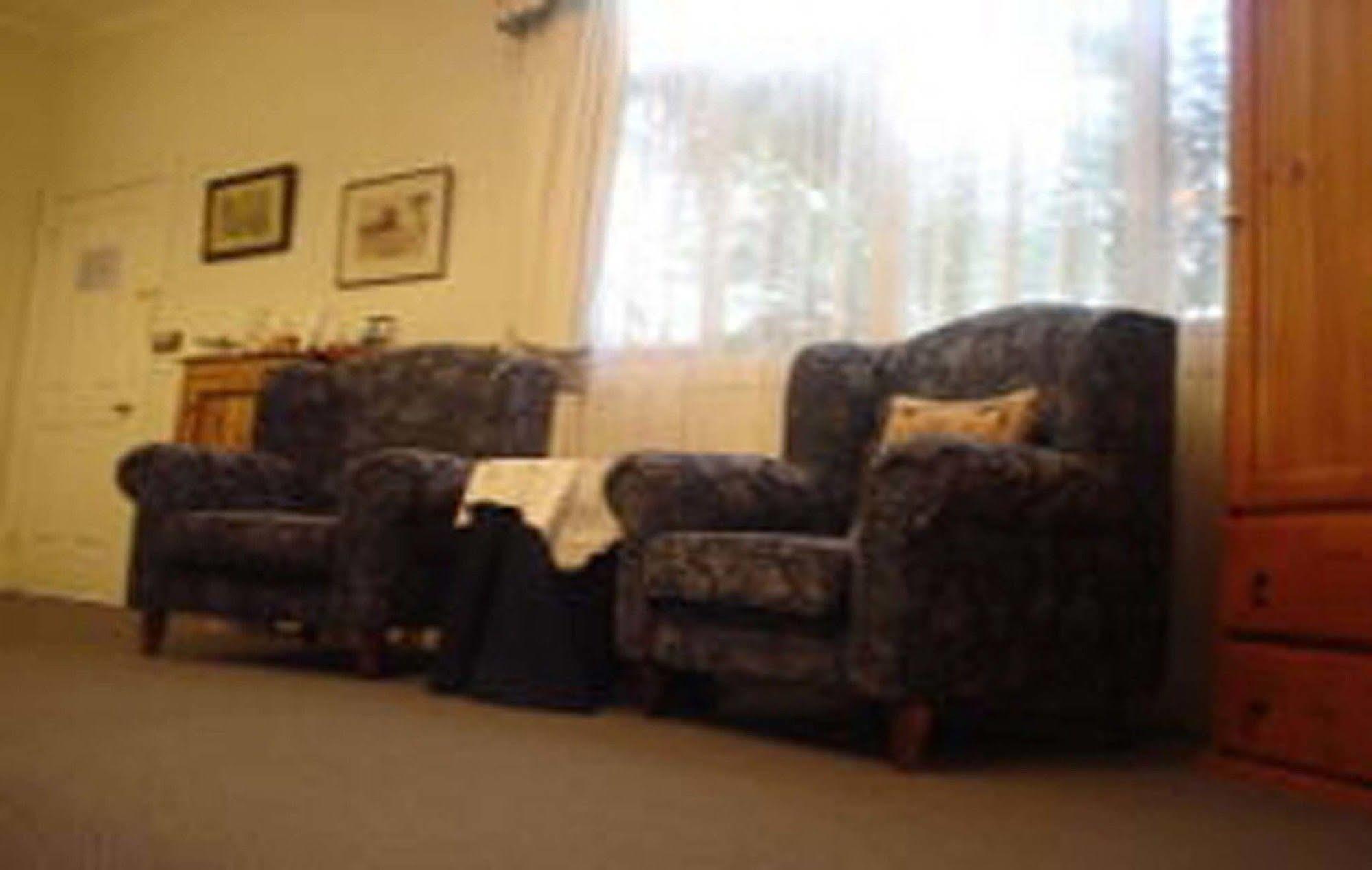 مبيت وإفطار هونفيل Walton House المظهر الخارجي الصورة